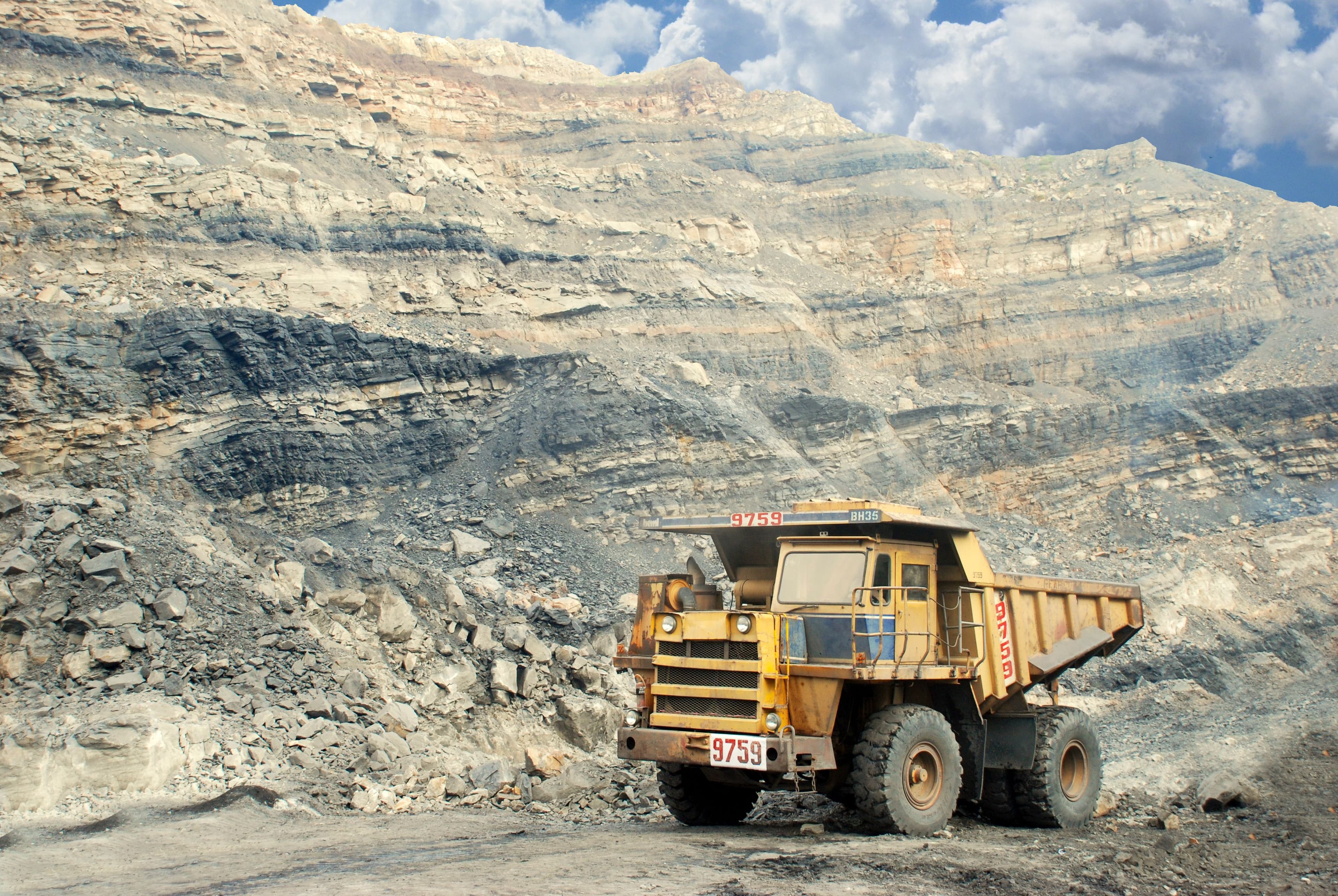 AI-Driven Mineral Intelligence and Sustainable Mining for Economic Transformation in Tanzania
